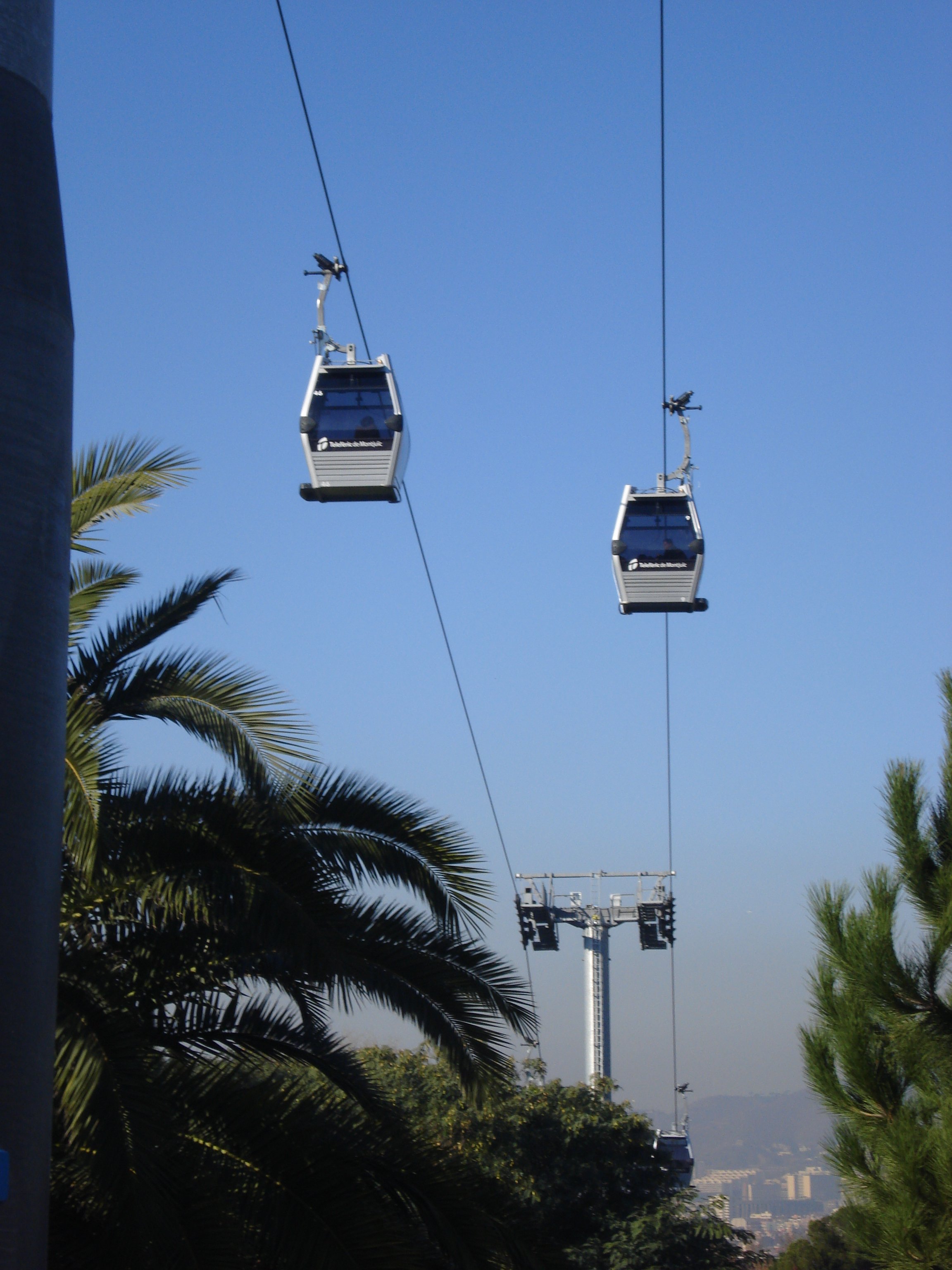 Cable propelled transit